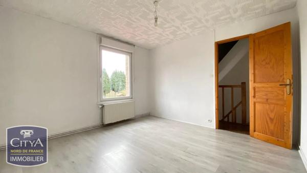 Maison à louer 4 pièces 78m² Sin-le-Noble (59450)