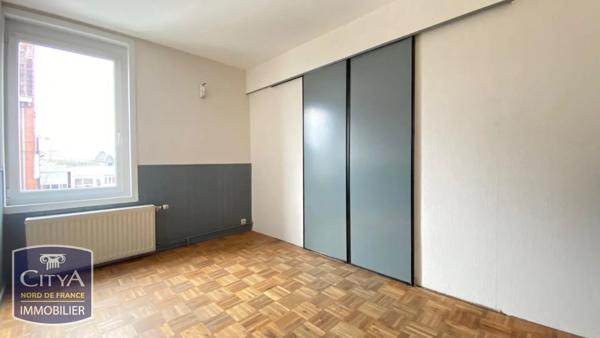 Maison à louer 4 pièces 78m² Sin-le-Noble (59450)
