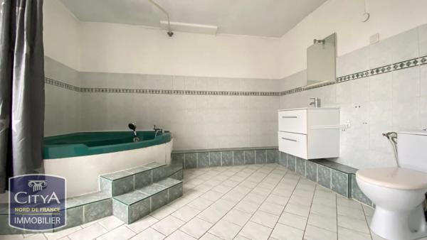 Maison à louer 4 pièces 78m² Sin-le-Noble (59450)