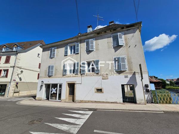 Immeuble (Local pro + appartement loués), DELLE Centre