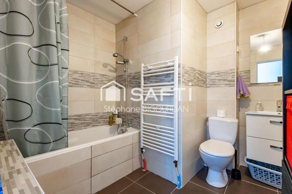 Immeuble (Local pro + appartement loués), DELLE Centre