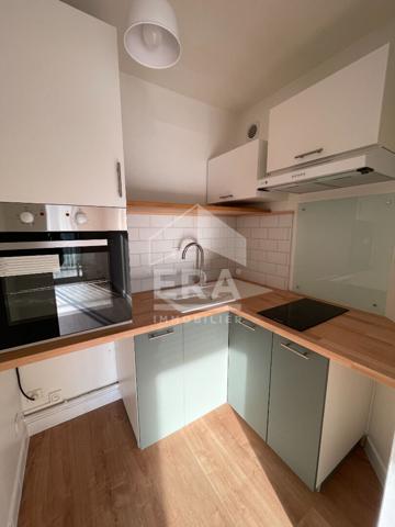 APPART. T2 AVEC BALCON A LOUER - BLOIS - QUARTIER ST-NICOLAS, CAVE PRIVATIVE & ASCENSEUR