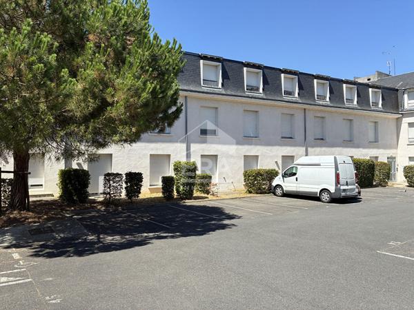 Appart. à vendre T2 - Blois - Vendu loué, Résidence calme et sécurisée avec ascenseur, parking privé