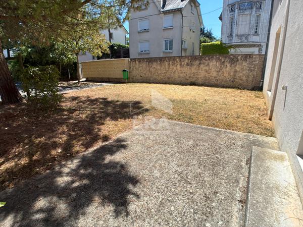 Appart. à vendre T2 - Blois - Vendu loué, Résidence calme et sécurisée avec ascenseur, parking privé