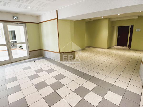 Appart. à vendre T2 - Blois - Vendu loué, Résidence calme et sécurisée avec ascenseur, parking privé