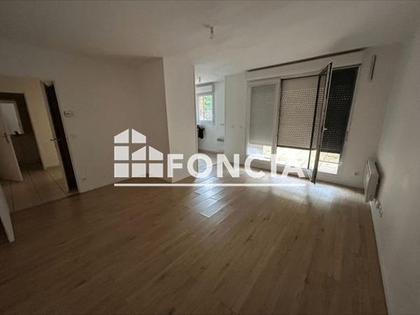 Location Appartement 2 pièces 41.8 m² - 11 RUE STORME Lesquin 59810