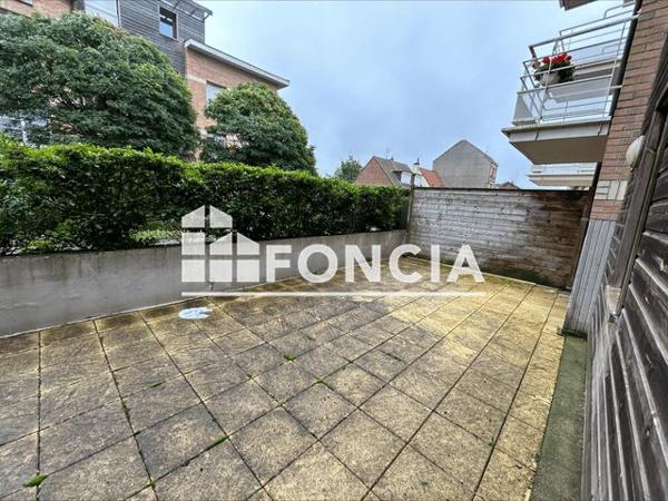 Location Appartement 2 pièces 41.8 m² - 11 RUE STORME Lesquin 59810