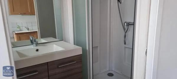 Appartement à louer 2 pièces 31.79m² Brive-la-Gaillarde (19100)