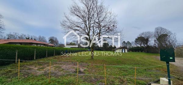 Terrain plat, hors lotissements