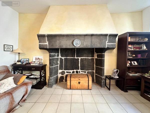 Appartement à vendre à Saint-Flour dans le Cantal (15100), ref : 15046-28