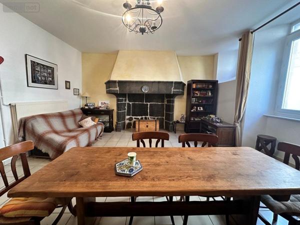 Appartement à vendre à Saint-Flour dans le Cantal (15100), ref : 15046-28