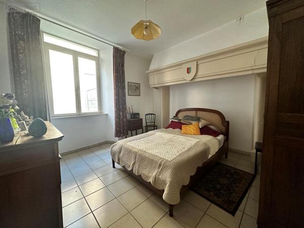 Appartement à vendre à Saint-Flour dans le Cantal (15100), ref : 15046-28