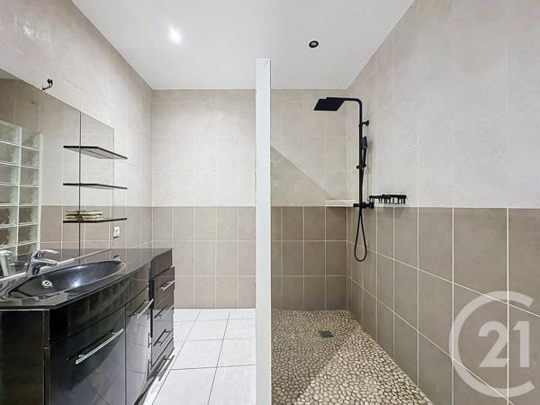 Appartement à vendre  3 pièces - 93,14 m 2   VIENNE  - 38