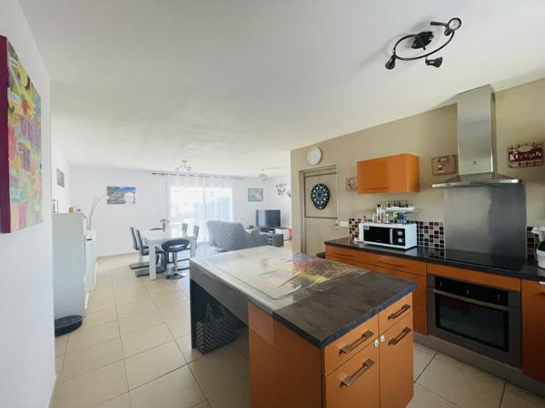 Neuville-de-Poitou (86170) MAISON PLAIN PIED