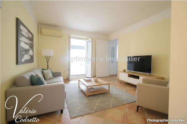 Villa 170 m² avec deux logements indépendants, garage et jardin au cœur de Hyères 83400