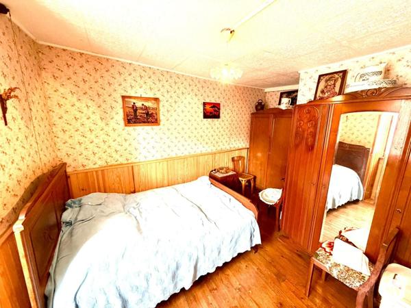 Maison • Vente • 120m2 • Herment 45 000 € FAI