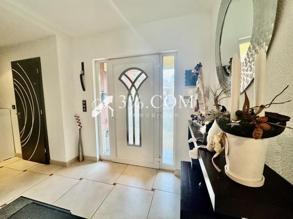 Maison 8 pièce(s) 7 chambre(s) 360 m²