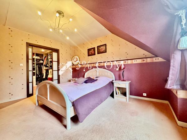 Maison 8 pièce(s) 7 chambre(s) 360 m²