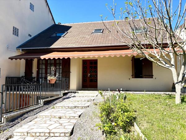 Maison à ROISSY EN BRIE (77680)