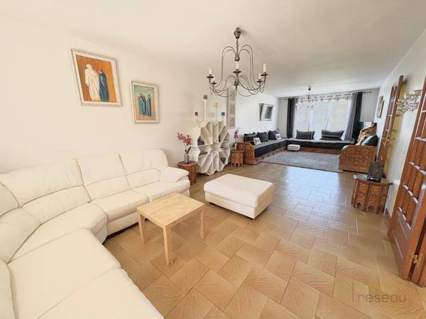 Maison à ROISSY EN BRIE (77680)