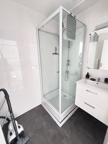 À LOUER - APPARTEMENT MEUBLÉ - MENNECY