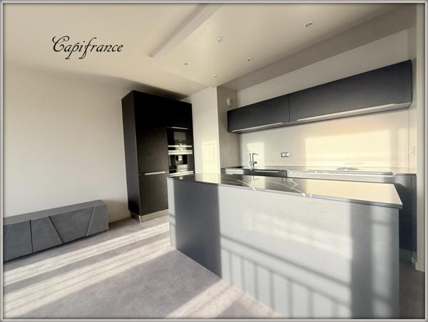 Appartement à vendre 3 pièces balcon + place de parking sous-sol