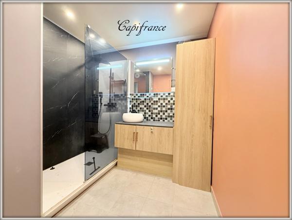 Appartement à vendre 3 pièces balcon + place de parking sous-sol