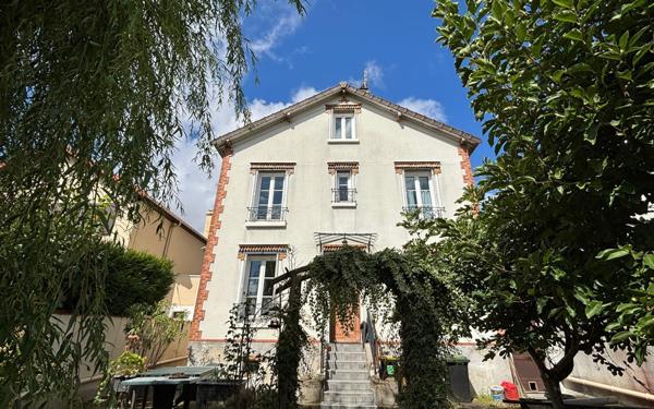 Maison à vendre    6 pièces •  Le Plessis-Bouchard