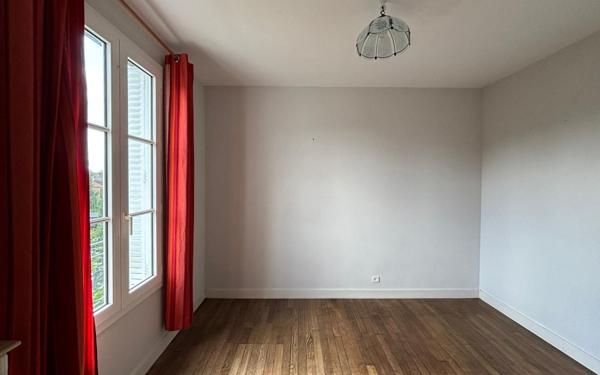 Maison à vendre    6 pièces •  Le Plessis-Bouchard