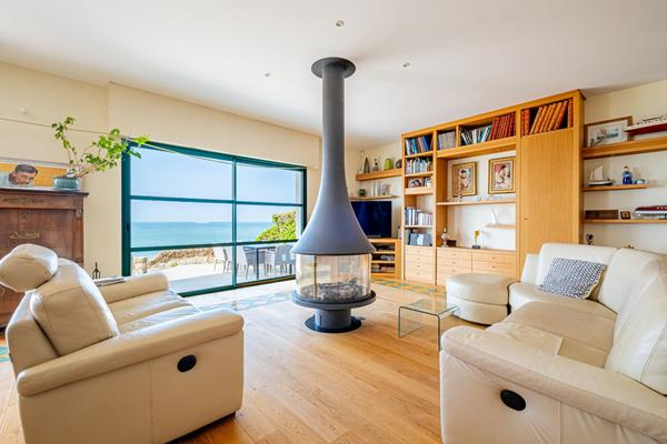 Villa Sur La Plage De Bonne Source