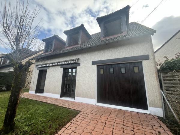 Maison à vendre |  Saint-Pantaléon-de-Larche |  4 pièces | 101 m²