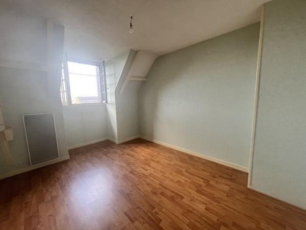 Maison à vendre |  Saint-Pantaléon-de-Larche |  4 pièces | 101 m²