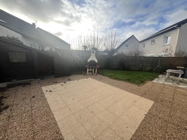 Maison à vendre |  Saint-Pantaléon-de-Larche |  4 pièces | 101 m²