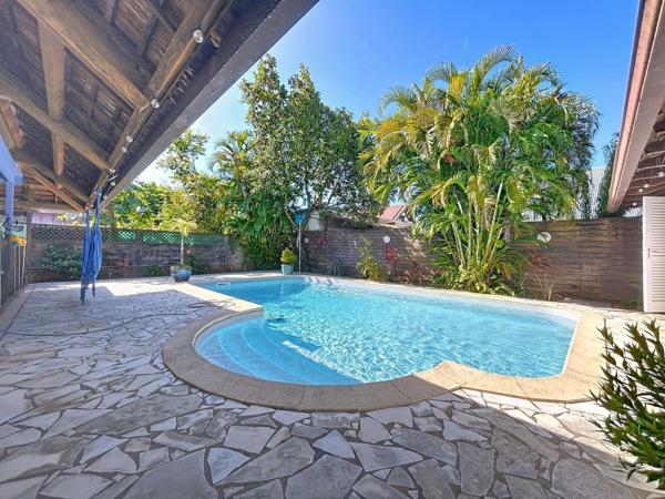 Maison T6 piscine, vendue louée - 8.15% brut rentabilité