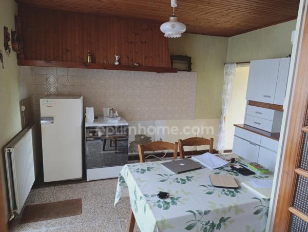 petite longère + 2 petit appartement indépendants