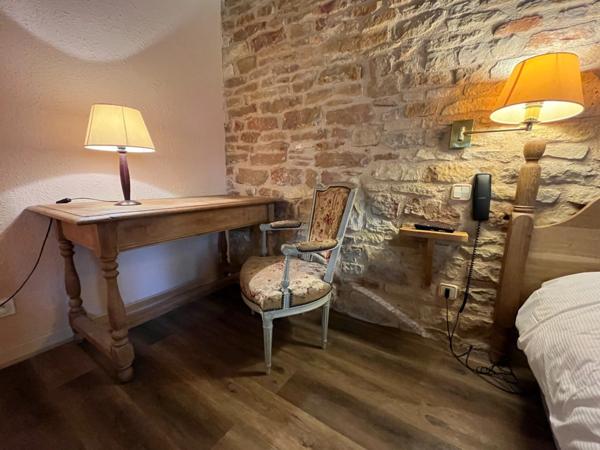 Fonds de commerce d'Hôtel-Restaurant à vendre CORMATIN (71)