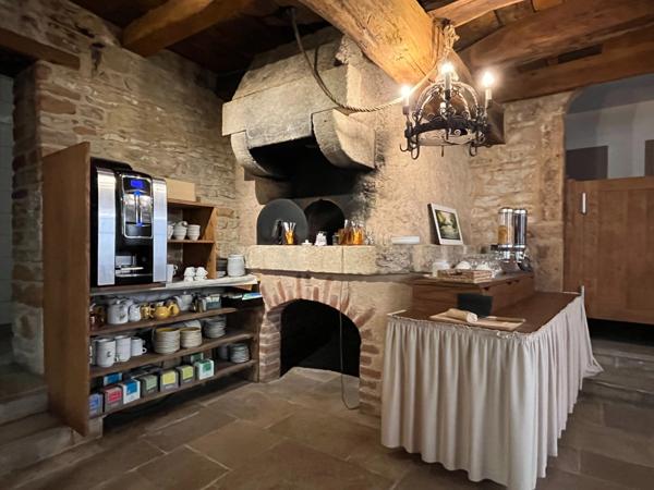 Fonds de commerce d'Hôtel-Restaurant à vendre CORMATIN (71)