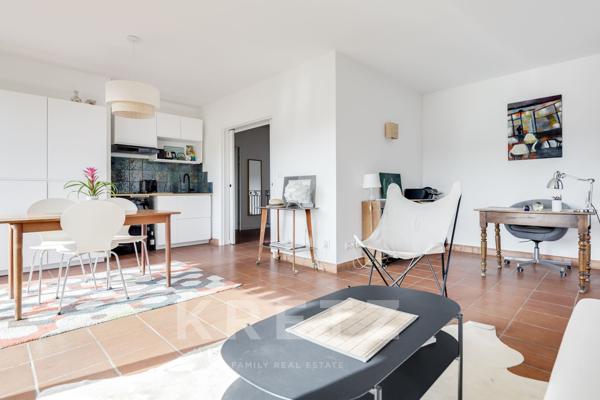 Triplex totalement rénovée dans résidence sécurisée