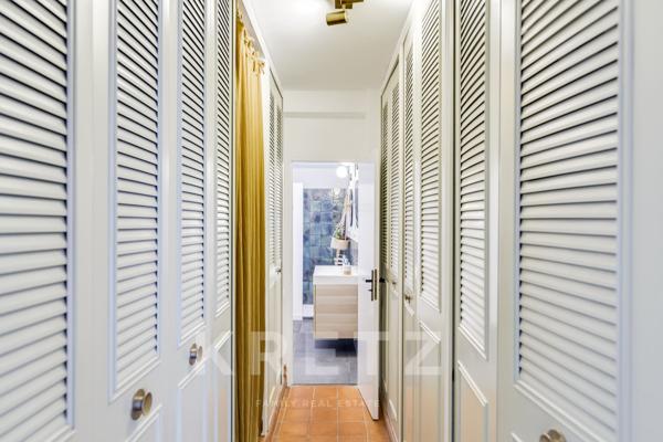 Triplex totalement rénovée dans résidence sécurisée