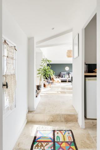 Triplex totalement rénovée dans résidence sécurisée