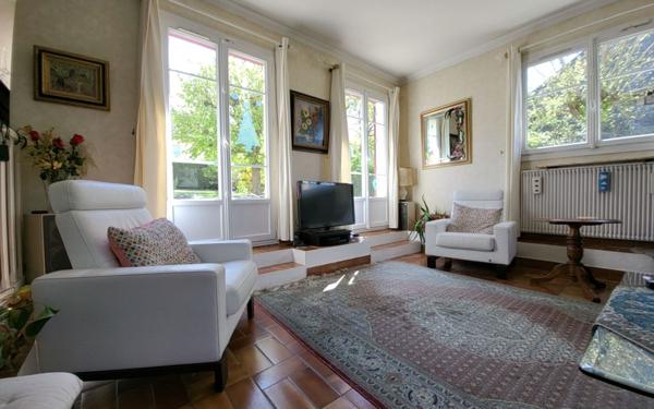 Maison à vendre    6 pièces • 130 m2 Aigremont