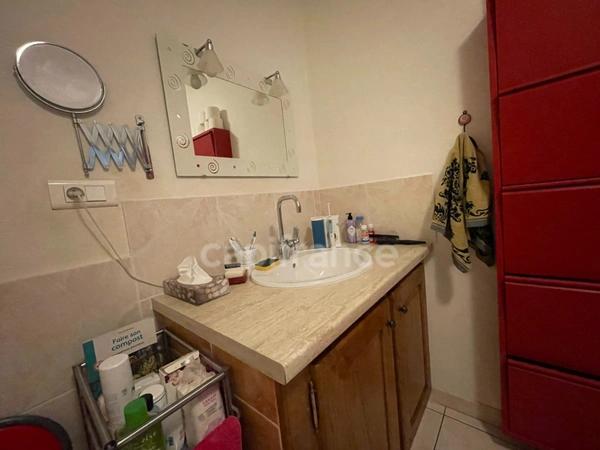 Dpt Dordogne (24), à vendre  maison P8 de 292,68 m² - Terrain de 1 777,00 m²