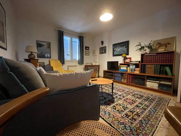 Dpt Dordogne (24), à vendre  maison P8 de 292,68 m² - Terrain de 1 777,00 m²
