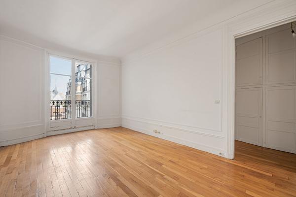 Paris 16ème. Jasmin - Appartement 2 pièces étage élevé avec vue dégagée - PARIS