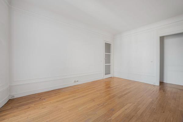 Paris 16ème. Jasmin - Appartement 2 pièces étage élevé avec vue dégagée - PARIS