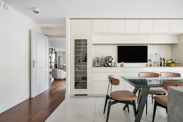 Bois de Vincennes/Lac Daumesnil - 5ème étage avec ascenseur - Terrasse de 70m² - PARIS