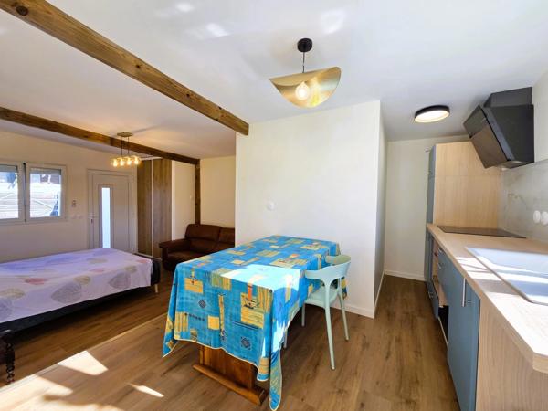 Maison T4 rénovée + studio indépendant neuf – Vue océan – Plateau Caillou