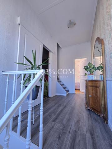 Maison 6 pièce(s) 5 chambre(s) 200 m²