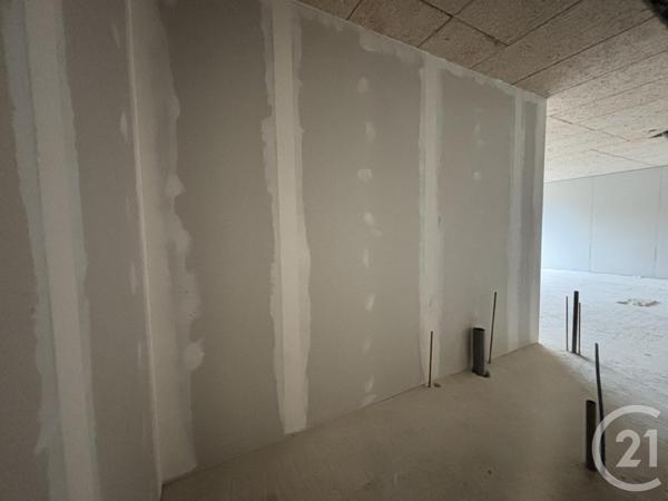 Appartement Local à vendre  1 pièce - 69 m2 BAR SUR AUBE - 10