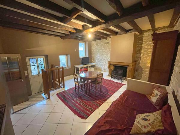 SUD DE CHAUMONT EN VEXIN village recherché à moins de 30 minutes de CERGY-PONTOISE maison en pierre de 125 m² / 5 chambres dont une suite parentale / garage + cave sur 345 m² de terrain